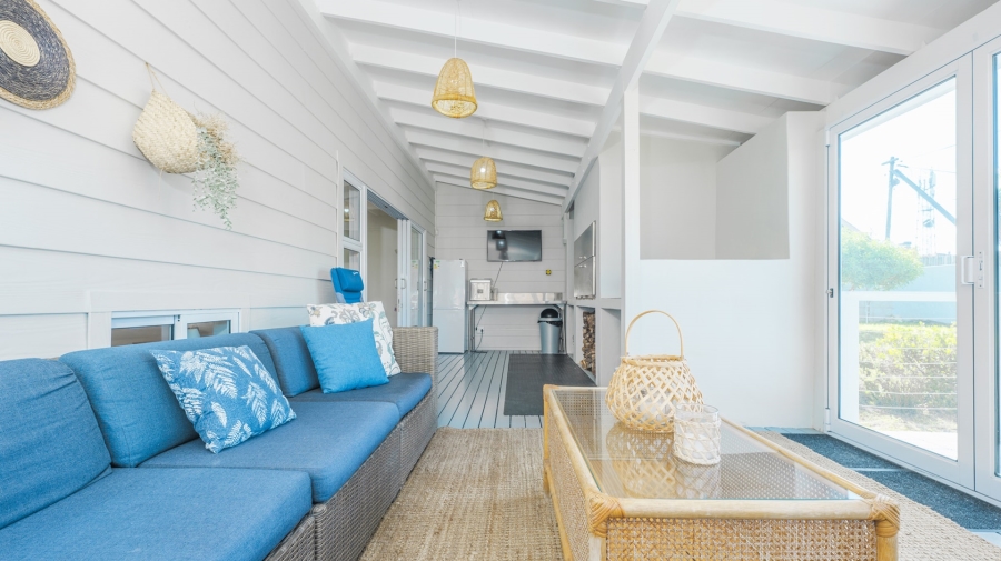 4 Bedroom Property for Sale in Struisbaai Western Cape